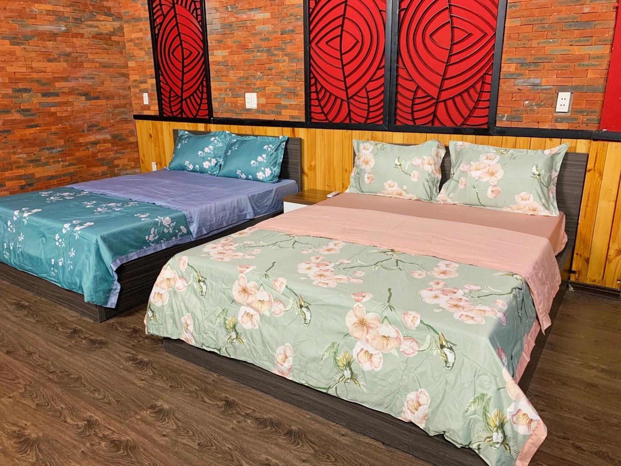 Desi Dera Hotel Дананг Экстерьер фото
